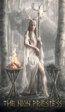 Afbeelding in Gallery-weergave laden, Runic Tarot